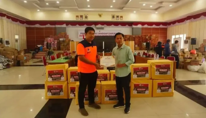 Bantuan Rendang Dharmasraya Sampai di Lokasi Bencana Agam