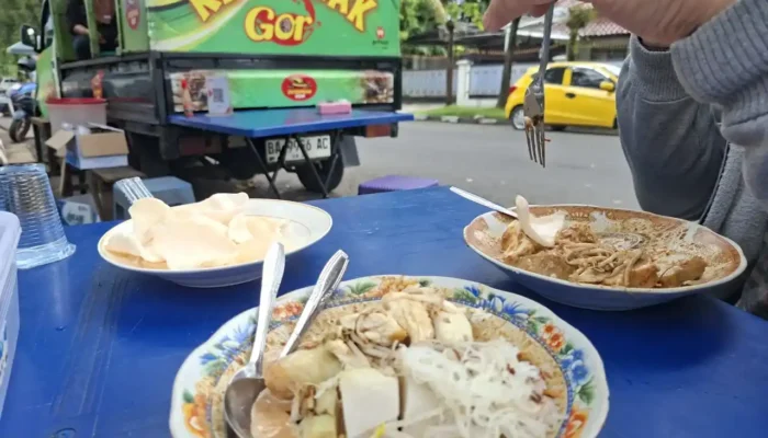 Ketoprak Mulai Menjadi Pilihan Sarapan