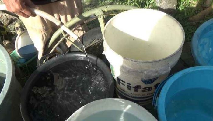 Kreativitas Warga Penuhi Kebutuhan Air Bersih Pasca Bencana di Padang, Manfaatkan Mesin Penyedot dan Mata Air Sungai Banjir Kanal 5 IMG 20251203 WA0018