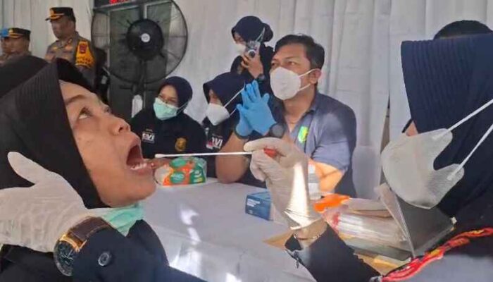 DVI Polda Sumbar: 26 Jenazah Korban Bencana Belum Teridentifikasi, Pengambilan Sampel DNA Diintensifkan