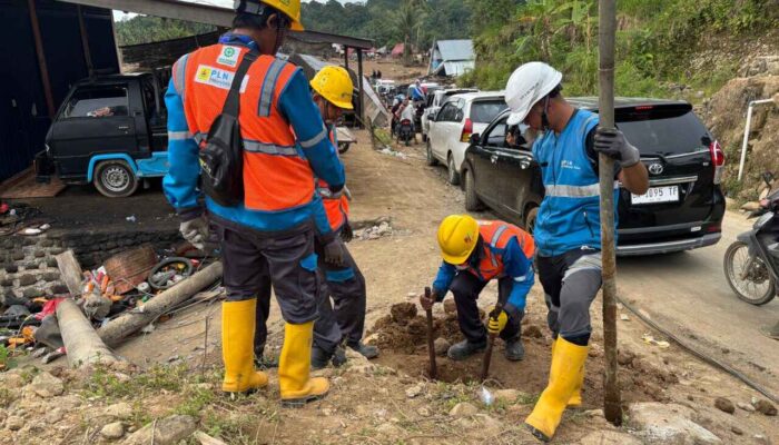 Pemulihan Infrastruktur Listrik Sumbar Berjalan Optimal, 100 Persen Nyala