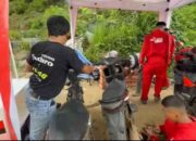Pelajar SMK 5 Padang Buka Layanan Ganti Oli dan Servis Motor Gratis di Lokasi Bencana