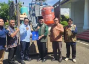 Gubernur Sumbar Terima Bantuan Mesin Penjernih Air dari UNDIP untuk Korban Bencana 14 IMG 20251222 WA0001