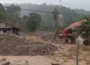 Sungai Muaro Pisang Maninjau Kembali Meluap, Akses Jalan Maninjau–Bukittinggi Lumpuh
