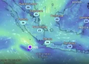 Warga Indonesia Bagian Barat Diimbau Waspada Perubahan Cuaca Akibat Bibit Siklon 90S 11 IMG 20251230 150104