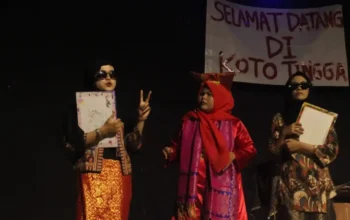 Penafsiran Lokalitas dan Analogi dalam Naskah Drama Orang Orang Bawah Tanah karya Wisran Hadi 9 WhatsApp Image 2025 12 18 at 11.06.53