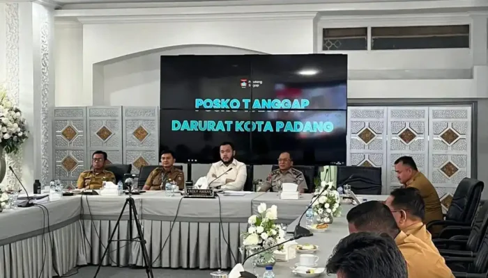 Paparkan Dampak Masif Bencana di Kota Padang, Fadly Amran Tegaskan Komitmen untuk Percepatan Validasi Data