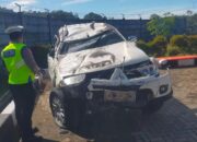 Mobil Pajero Sport Terbalik di Tol Padang-Sicincin, Dua Penumpang Luka Ringan 15 13c64186 4833 4fee bfc7 2788e88a9d15