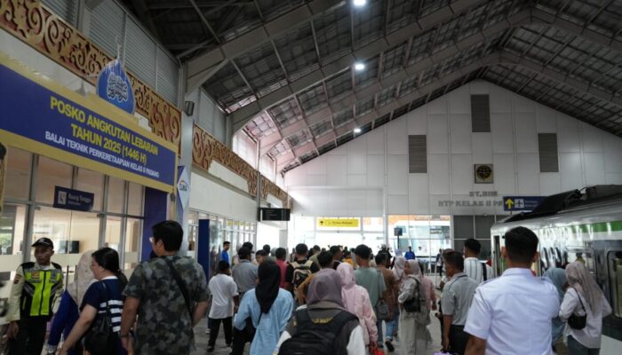 Antusiasme Tinggi, Penjualan Tiket KA Masa Libur Isra Mi’raj Capai 100 Persen Lebih