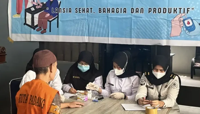 Rutan Padang Gelar Posyandu Lansia, Pastikan Hak Kesehatan Warga Binaan Terpenuhi