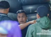 Pemprov Sumbar Desak Polisi Usut Tuntas Penganiayaan Nenek Saudah di Pasaman 11 Pemerintah Provinsi Sumatera Barat (Pemprov Sumbar) mendesak kepolisian mengusut tuntas kasus penganiayaan terhadap seorang lansia bernama Saudah (68), warga Kabupaten Pasaman.