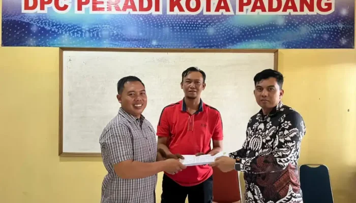 Komitmen Jaga Marwah Advokad Sumbar, Danil Jusari Daftar Menjadi Bakal Calon Ketua DPC Peradi SAI Padang