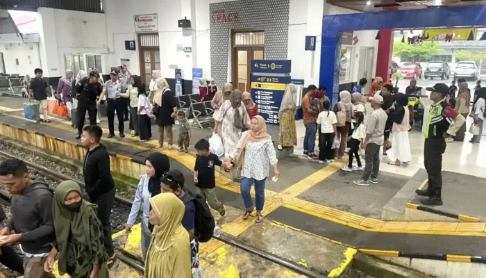 KAI Divre II Sumbar Layani 123.408 Penumpang Pada Nataru 2025, Tumbuh 3.8 Persen Dibanding Tahun Lalu