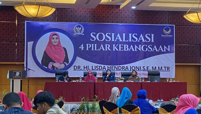 Lisda Hendrajoni Ajak Kaum Perempuan Sumbar Jaga Persatuan Lewat Sosialisasi Empat Pilar