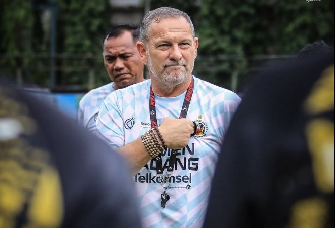 DEJAN DEJAN