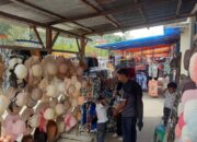 Libur Lebaran 1447 H Bawa Berkah, Pendapatan Pedagang di Pantai Air Manis Naik Drastis 11 IMG 20260325 WA0001