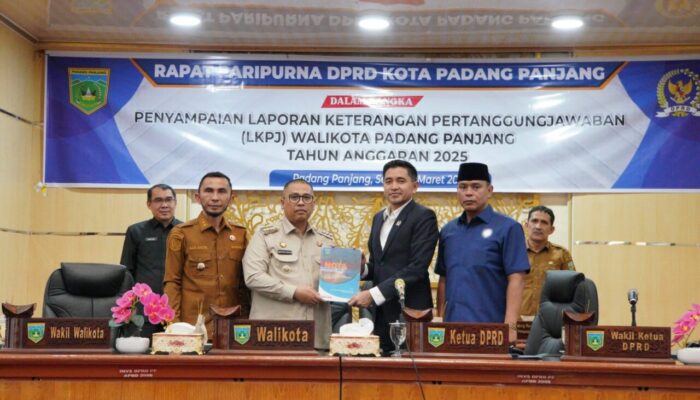 Wako Hendri Arnis Sampaikan LKPJ 2025, Soroti Dampak Bencana dan Capaian Daerah