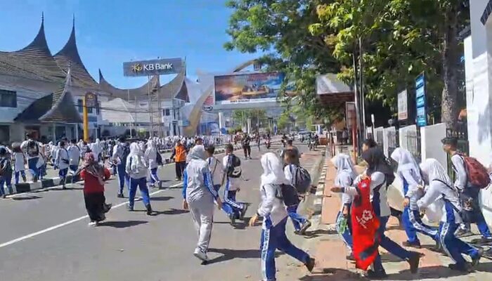 Hari Kesiapsiagaan Bencana 2026, Padang Gelar Simulasi Gempa-Tsunami dan Uji EWS