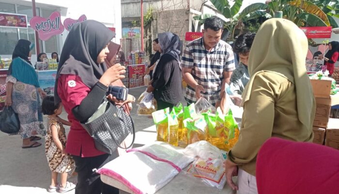 Bantu Ringankan Beban Warga, Pasar Murah Pemko Padang Hadirkan Komoditas Pokok di Bawah Harga Pasar
