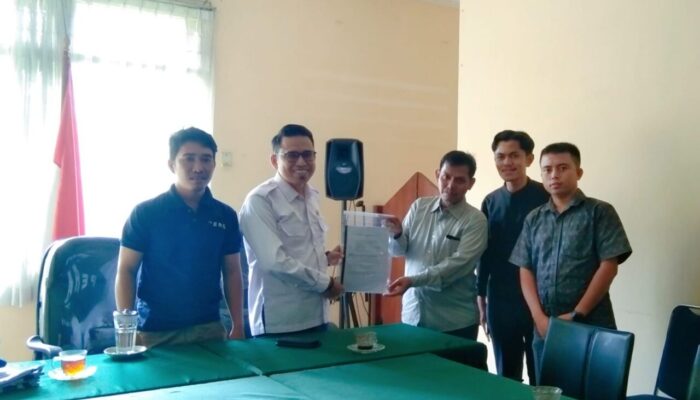 Dorong Pembentukan KI Kota Padang, KI Sumbar Hadiri Audiensi dengan KWSB