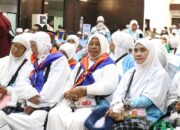 Berangkat Haji di Tengah Musibah, Jemaah Sumbar Terima Bantuan 660 juta dari Uni Emirat Arab 12 45aa2276 14ef 4d81 85ac e7e7ebff4b76