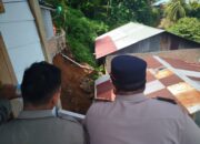Hujan Lebat Picu Tanah Terban di Teluk Bayur, Dapur Rumah Warga Hancur
