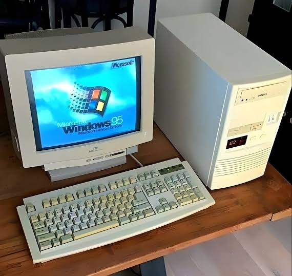 Sejarah Microsoft: Dari Garasi Kecil hingga Menjadi Perusahaan Teknologi Raksasa Dunia