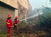 Kebakaran Landa Lahan Kosong dan Rumah di Koto Tangah Padang, Kerugian Ditaksir Rp50 Juta 15 46a89d36 2032 4967 ac9a a2864b684006