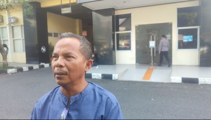 Korban Dugaan Penipuan Minyak Goreng Kemasan Bertambah, Pedagang Datangi Polda Sumbar