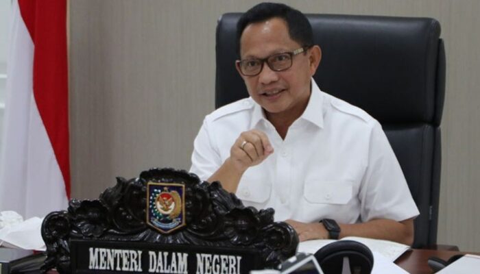 Mendagri Tito Minta Pemko Padang Manfaatkan Dana Rp200 Miliar untuk Benahi Saluran Air Pascabanjir