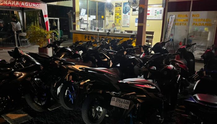 Patroli KRYD Timsus Charlie Polresta Padang Amankan 18 Motor Berknalpot Brong, Kapolresta Tegaskan Komitmen Jaga Kamtibmas