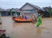 Banjir Landa Sejumlah Kecamatan di Padang, Polisi Bersama Tim Gabungan Evakuasi Warga 12 IMG 20260803 WA0008