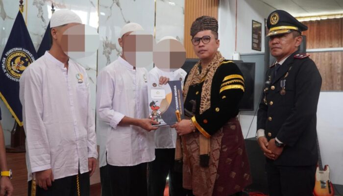 100 Warga Binaan Rutan Padang Panjang Terima Remisi HUT ke-81 Kemerdekaan RI