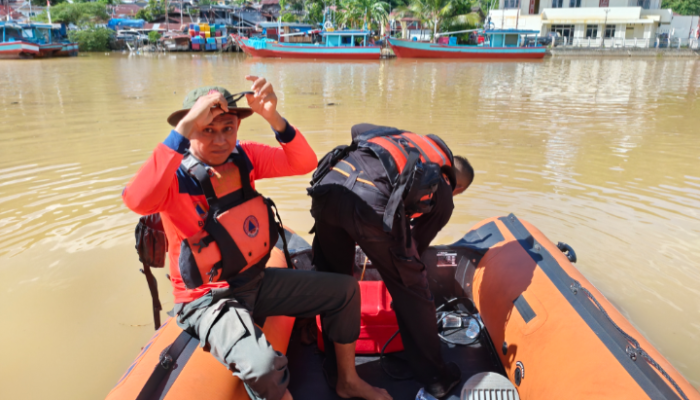 Pelajar SMP Murni Hilang Terseret Arus Batang Arau, Tim SAR Lanjutkan Pencarian