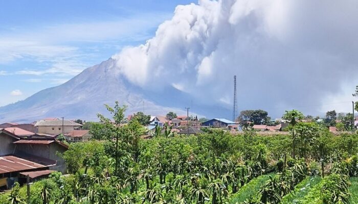 6 Gunung Api Indonesia Erupsi dalam Waktu Bersamaan, Ini Penjelasan PVMBG