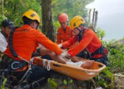 Dua Pemancing Dihantam Ombak di Bukit Lampu, Satu Luka dan Diduga Patah Kaki 13 IMG 20260913 WA0005