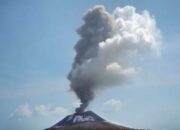 Mengenal Gunung Krakatau dan Anak Krakatau: Apa Perbedaannya? 11 Mengenal Gunung Krakatau dan Anak Krakatau: Apa Perbedaannya?