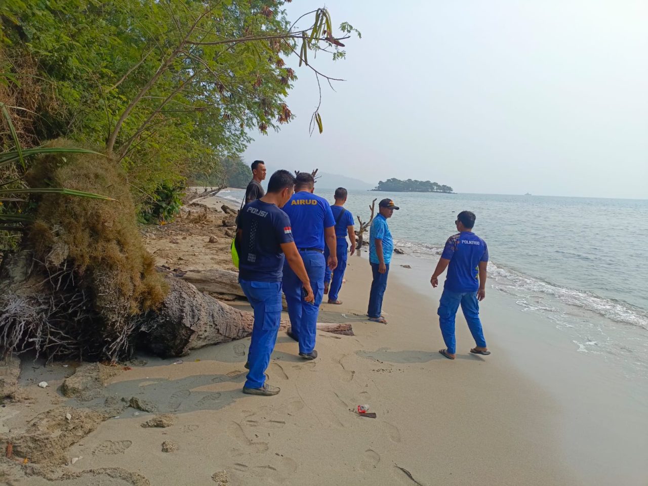 Sinyal Ponsel Salah Satu Jurnalis Terdeteksi di Pulau Sebesi, Pencarian 8 Orang Masih Nihil