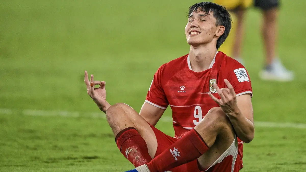mitchell baker berselebrasi usai mencetak gol ke gawang timnas bangladesh di stadion utama gelora bung karno senayan jakarta kamis 1102026 antara fotom risyal hidayat RyMaa