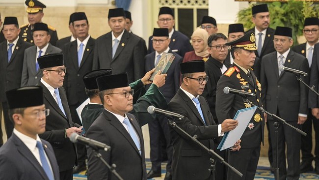 presiden prabowo lantik sejumlah menteri kabinet merah putih 1790856799278 169
